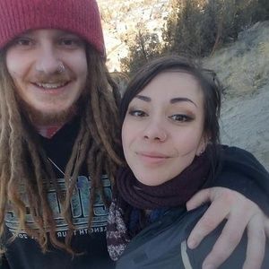 Meet your Posher, Lea